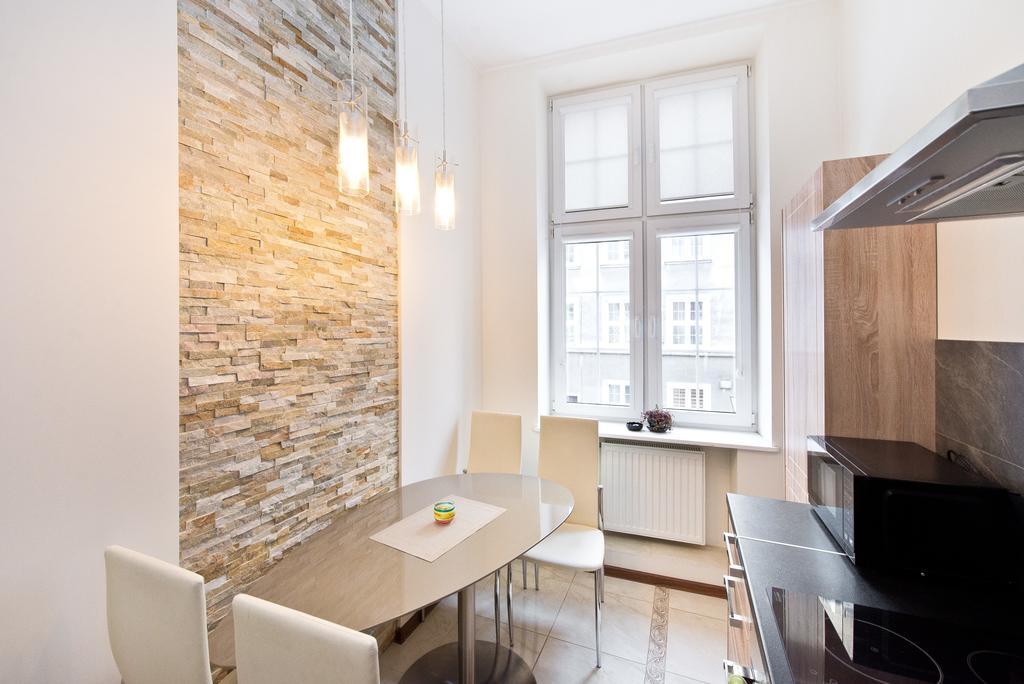 Gdanskie Apartamenty - Apartamenty Na Swietego Ducha Z 2 Sypialniami Exterior photo